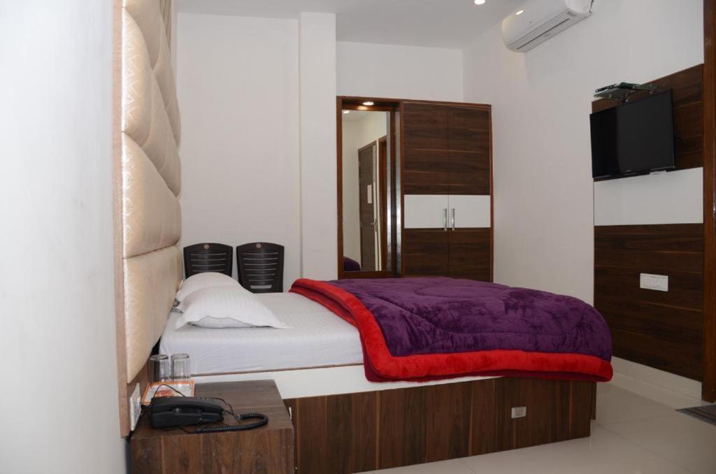 Hotel Robin Inn Amritsar Exterior photo