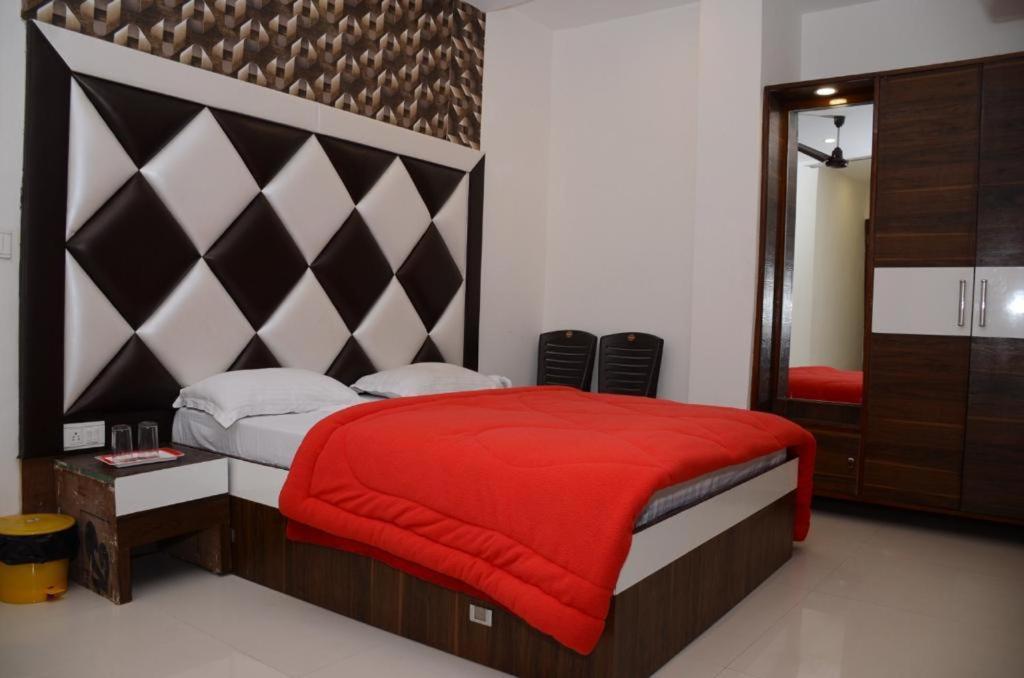 Hotel Robin Inn Amritsar Exterior photo