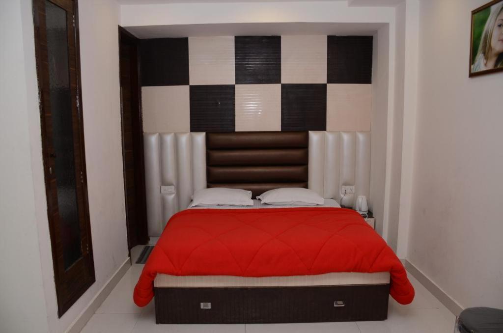 Hotel Robin Inn Amritsar Exterior photo