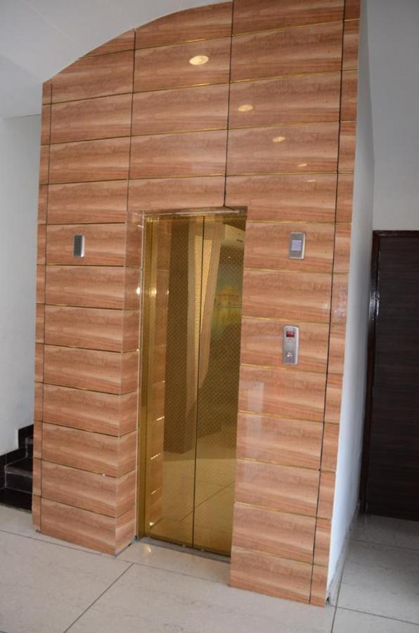 Hotel Robin Inn Amritsar Exterior photo