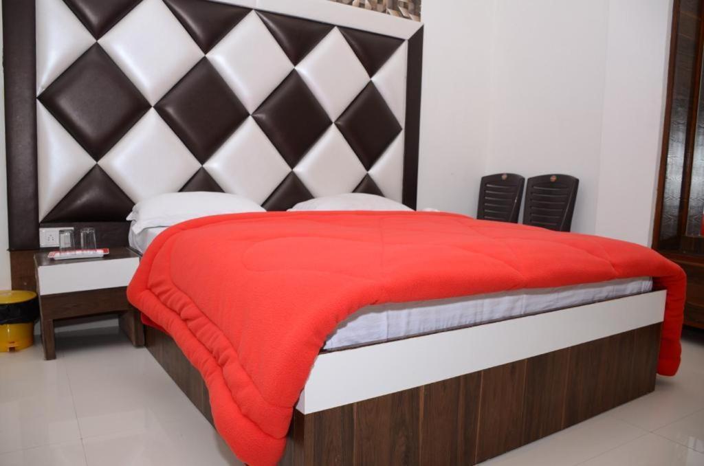 Hotel Robin Inn Amritsar Exterior photo
