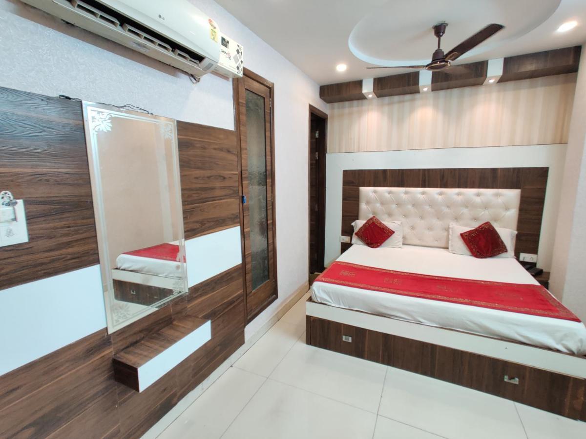 Hotel Robin Inn Amritsar Exterior photo