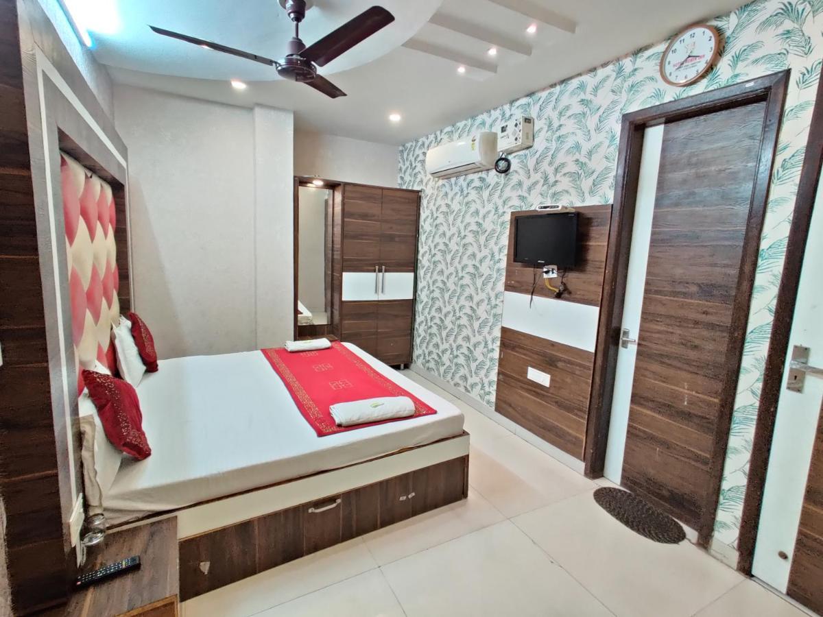 Hotel Robin Inn Amritsar Exterior photo